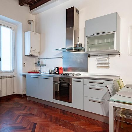 מילאנו Ticinese Livings Comfy Suite - Full City Center מראה חיצוני תמונה